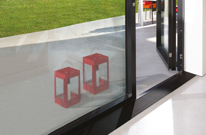 Jaga Mini Canal Interieur 02