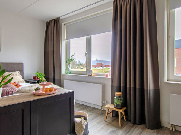 Jaga Strada Hybrid Interieur 06