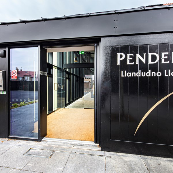 Jaga Penderyn Distillery UK Mini Canal Entrance